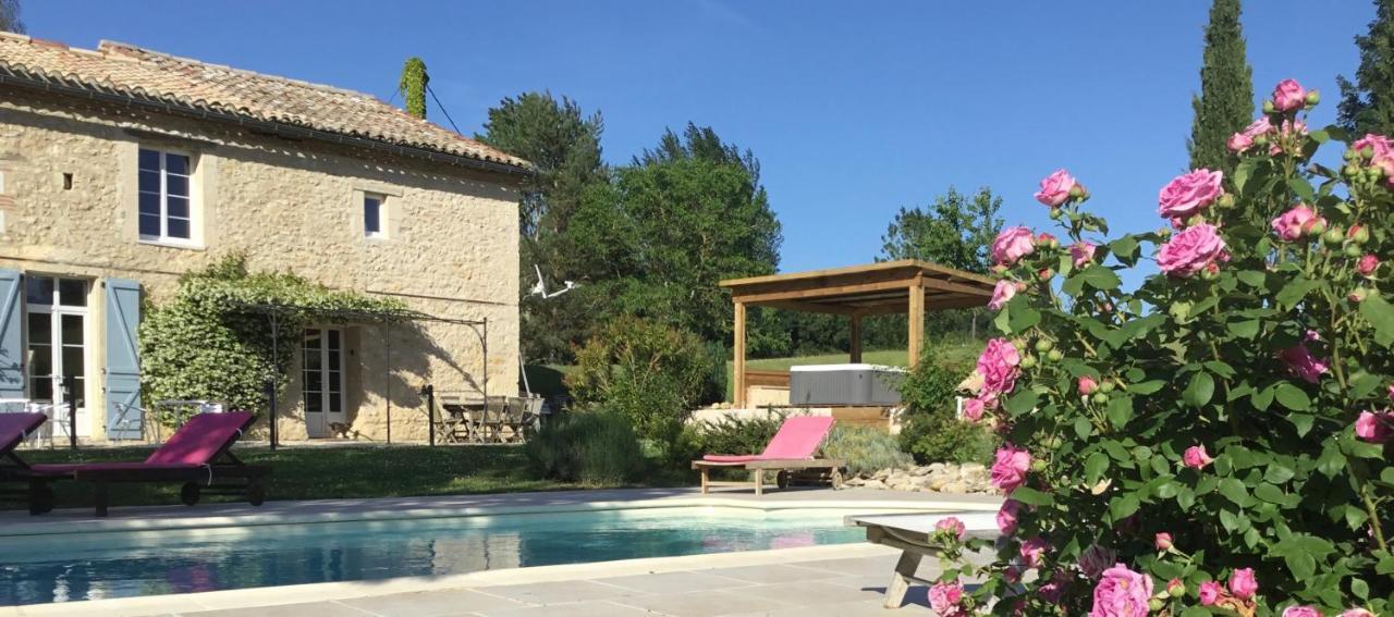 Chambres D'Hotes Le Val De La Garenne Senouillac Exteriér fotografie